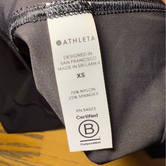 ATHLETA Workout Tank Top Racerback Black Lightweight XS - Picture 2 of 2